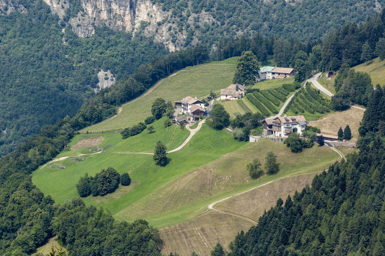 מונטניה Berggasthof Locanda Alpina Dorfner מראה חיצוני תמונה